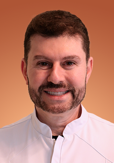 Dr. Carlos Roberto Antonio